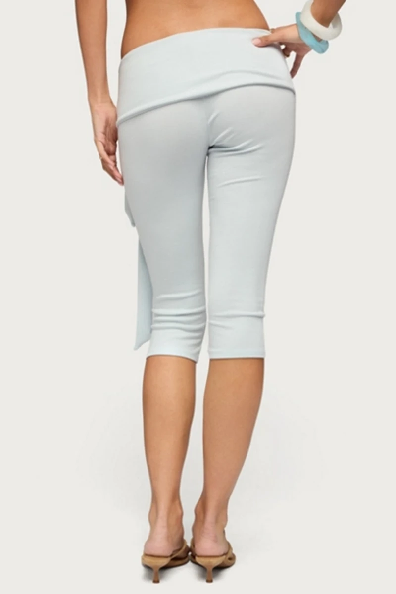 Edikted Adara Tie Capri Pants