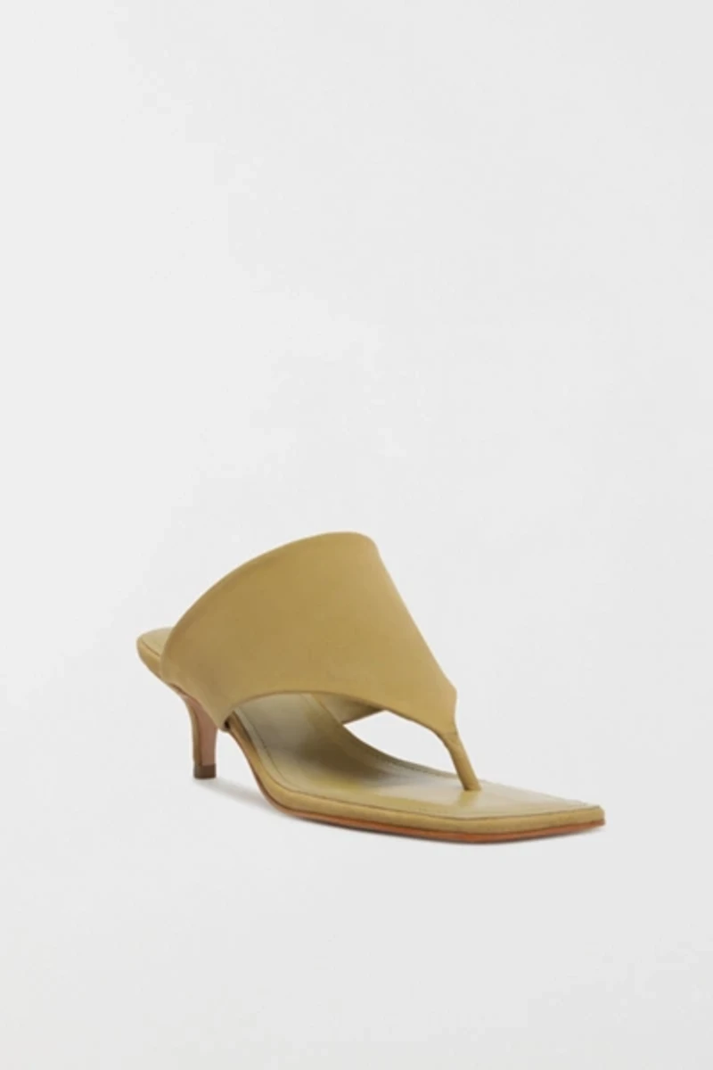 Schutz Sage Mid Stiletto Thong Heel
