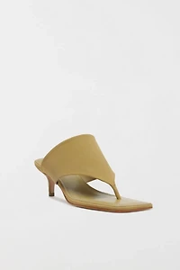 Schutz Sage Mid Stiletto Thong Heel
