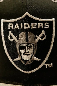 Vintage Raiders Black and White Snapback Hat