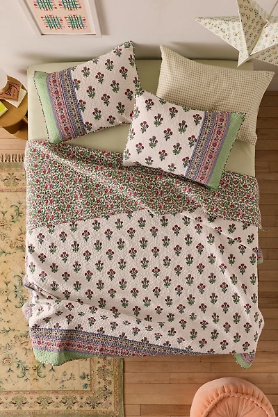 Serena Floral Reversible Cotton Quilt Set