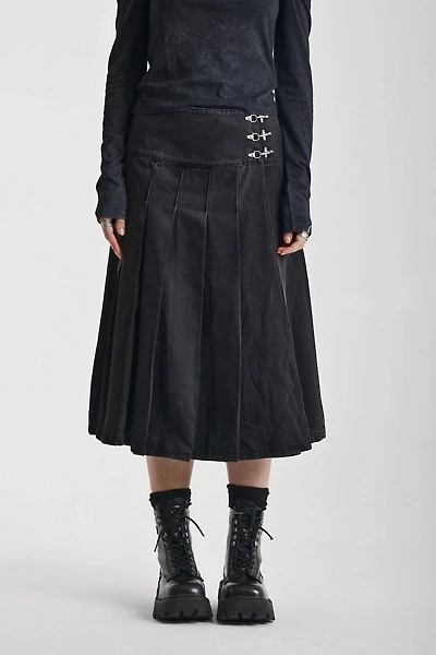 The Ragged Priest Affinity Buckle Detail Pleated Midi Skirt