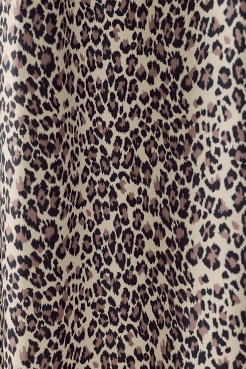 Dolores Animal Print Patterned Shower Curtain