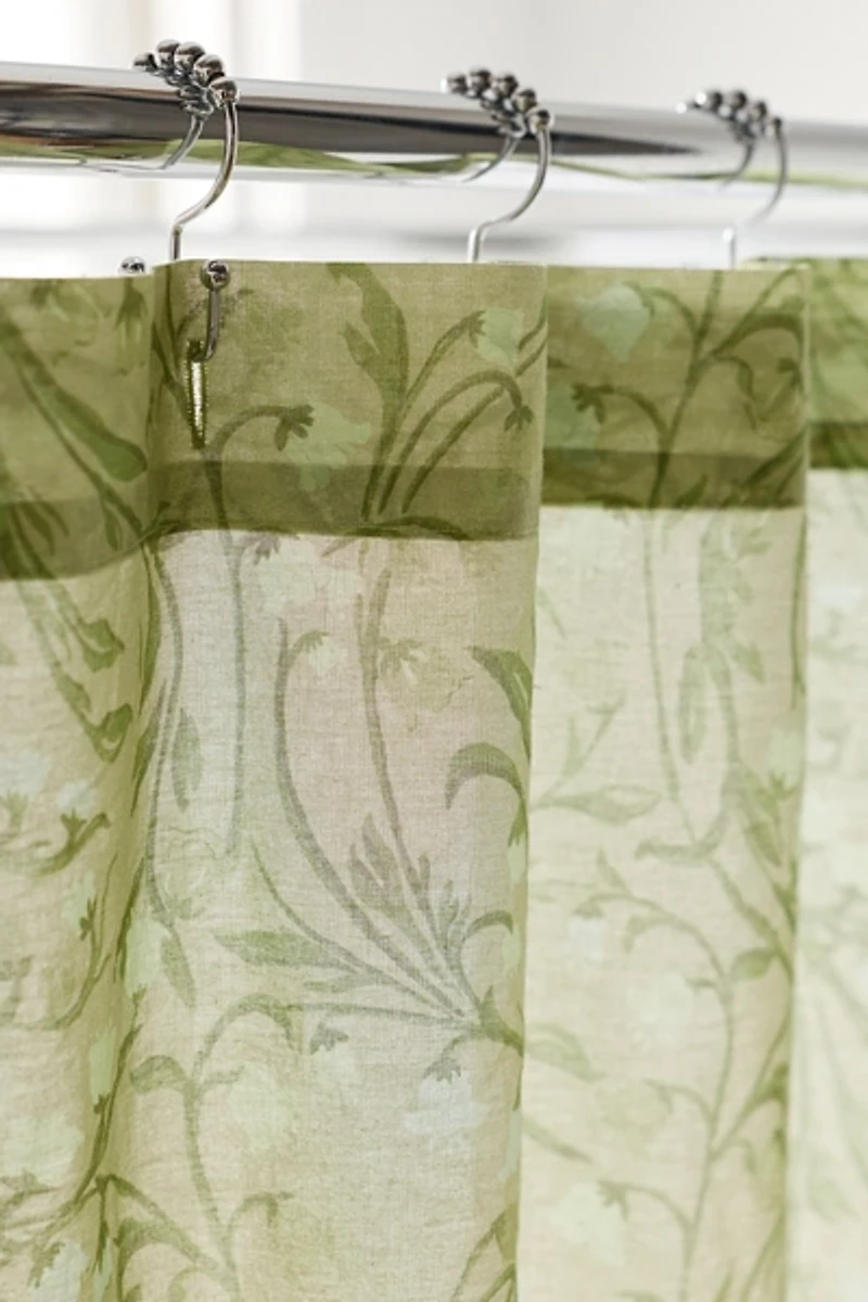 Lily Of The Valley Floral Patterned Shower Curtain