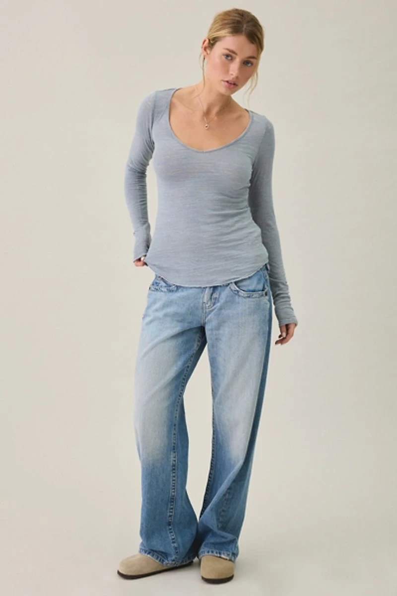BDG Vivi Plunging Scoop Neck Long Sleeve Tee