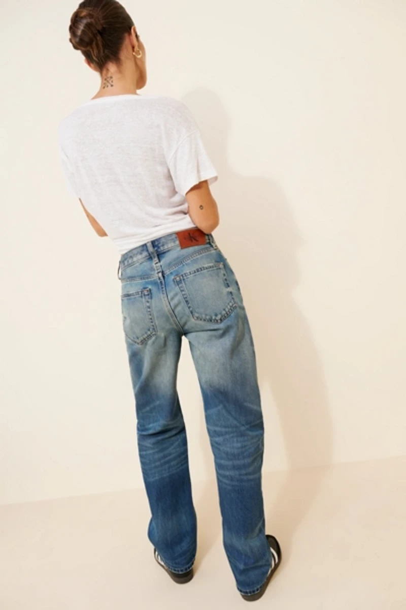 Calvin Klein Signature 90's Straight-Leg Jeans