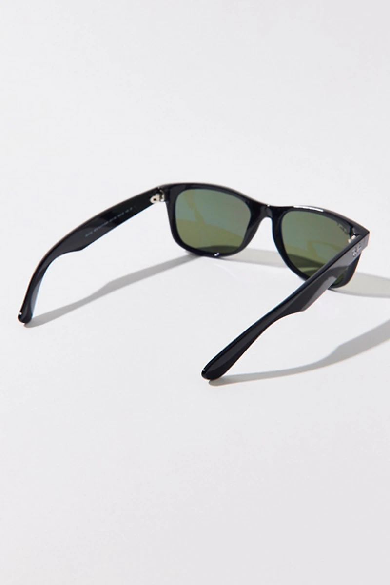 Ray-Ban New Wayfarer Classic Sunglasses