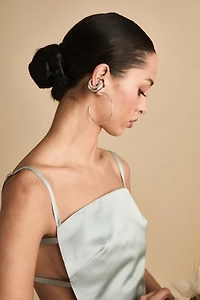 Petit Moments Ear Cuff