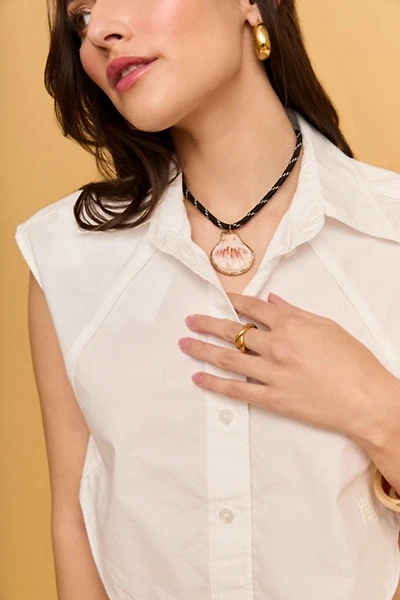 Petit Moments Shell Charm Paracord Necklace