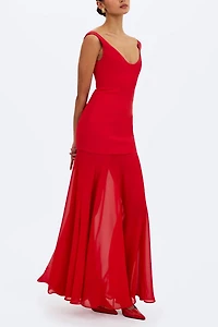Miss Circle Verona Scoop Neck Flared Maxi Dress