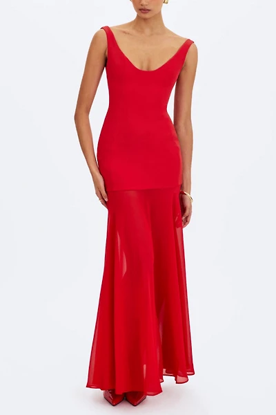 Miss Circle Verona Scoop Neck Flared Maxi Dress
