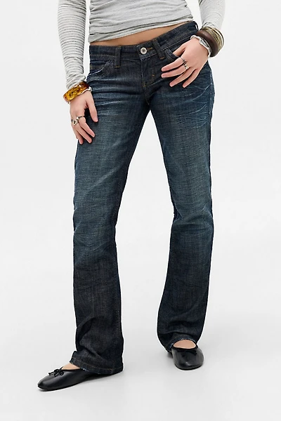 BDG Ryen Low-Rise Skinny Straight Jeans