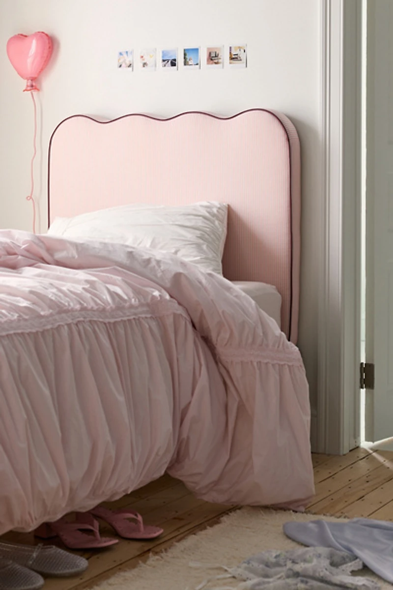 Carmie Scalloped No Nails Floating Headboard