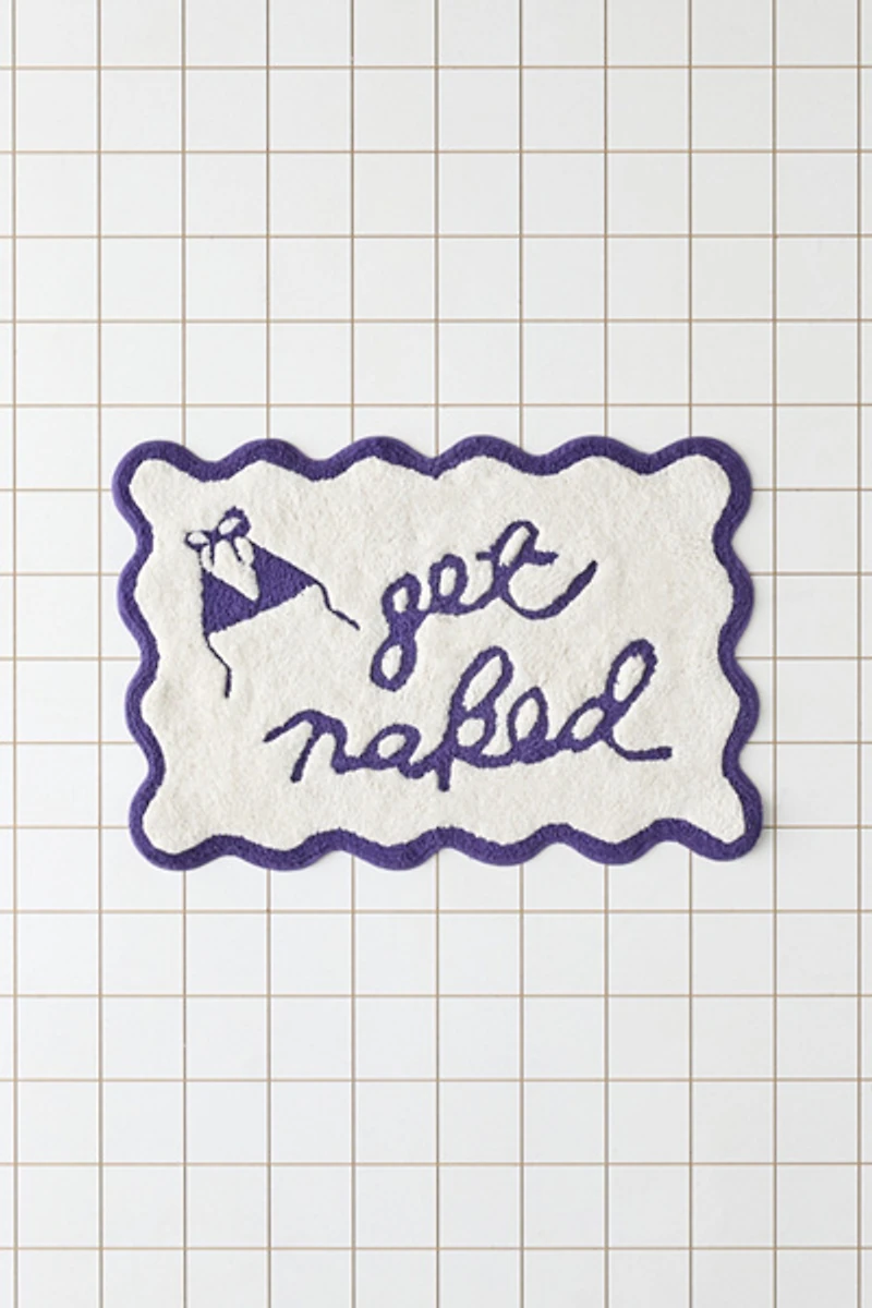 Get Naked Scalloped Bath Mat