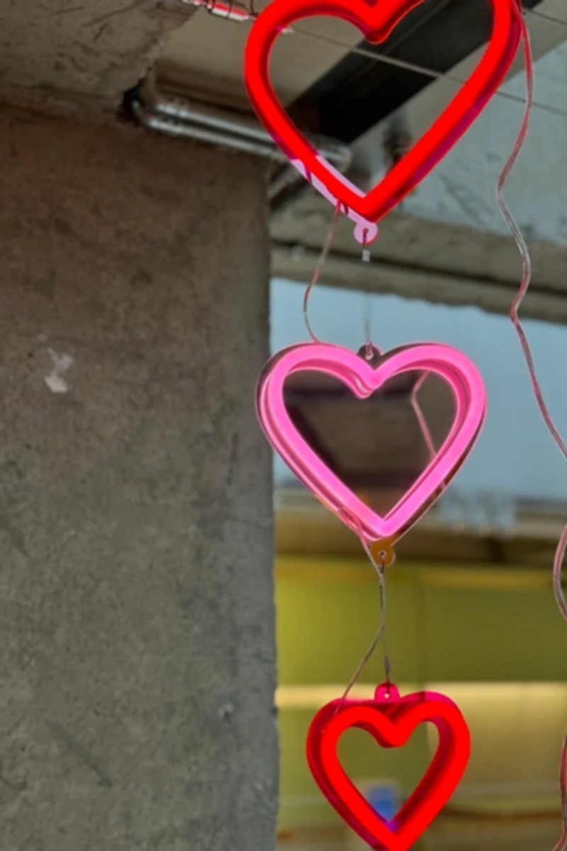 Echo Neon Hanging Hearts Neon Sign