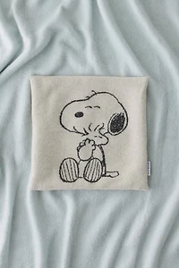 Maison Deux X Peanuts Snoopy Hug Wool Fleece Throw Pillow Case