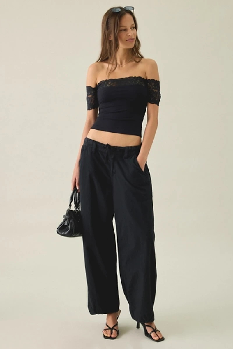 Kimchi Blue Noa Lace Trim Off-The-Shoulder Top