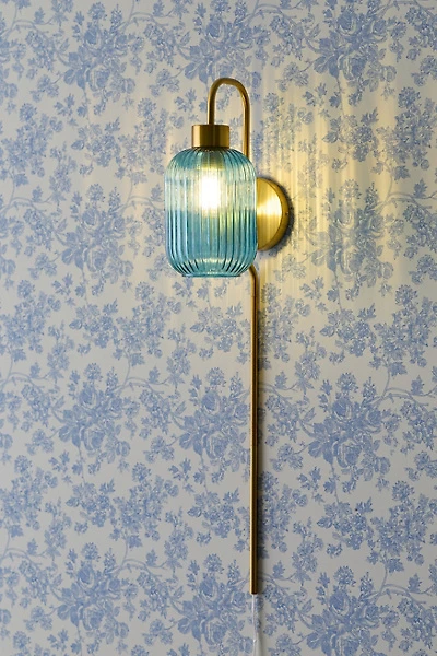 Dara Fluted Glass Sconce