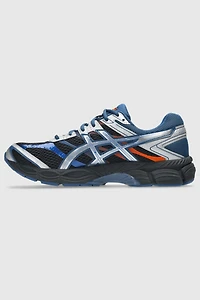 ASICS Gel-Cumulus 16 Sportstyle Sneakers