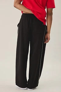 Standard Cloth Piping Sweatpants