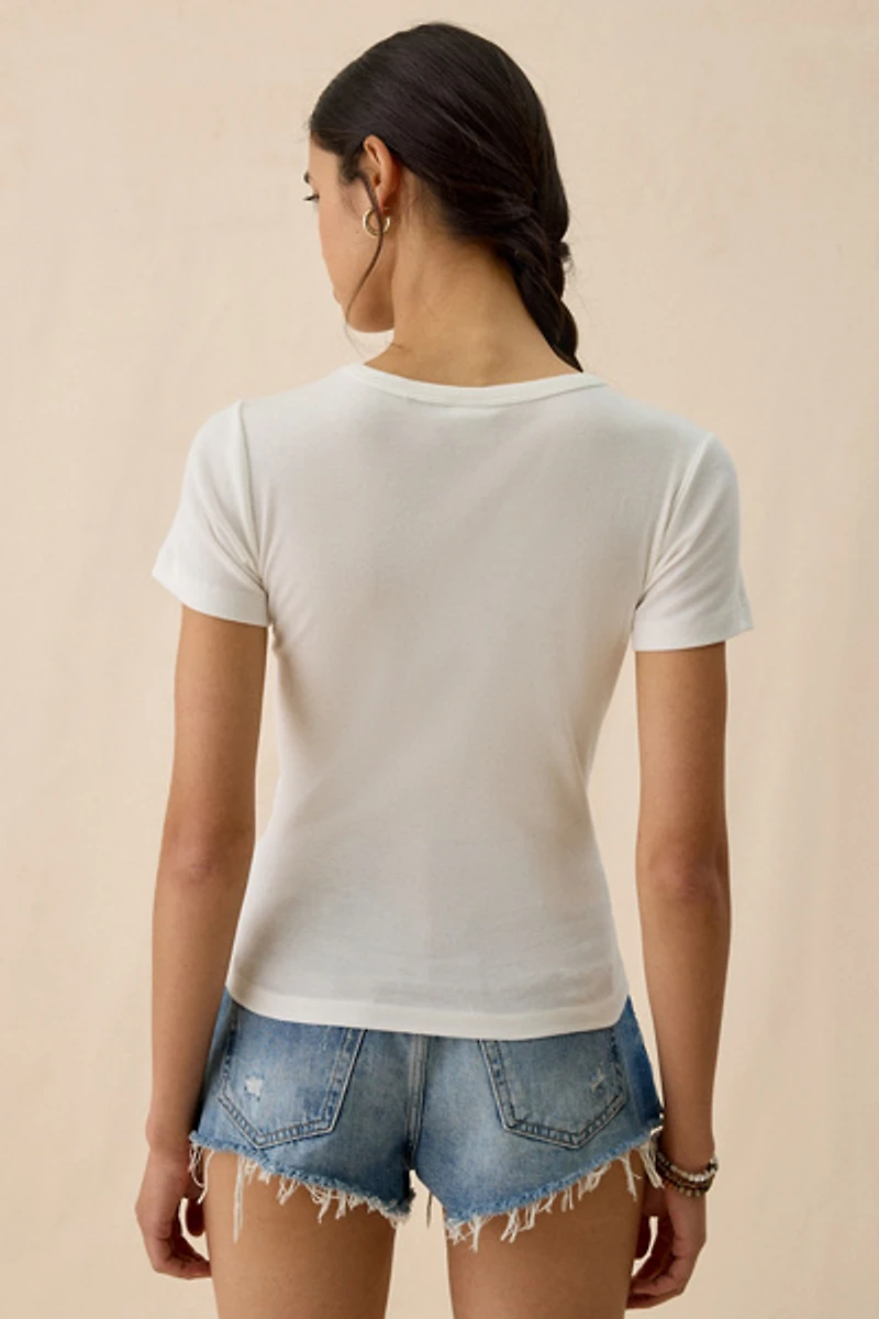 No Crying On The Yacht Graphic Slim Tee