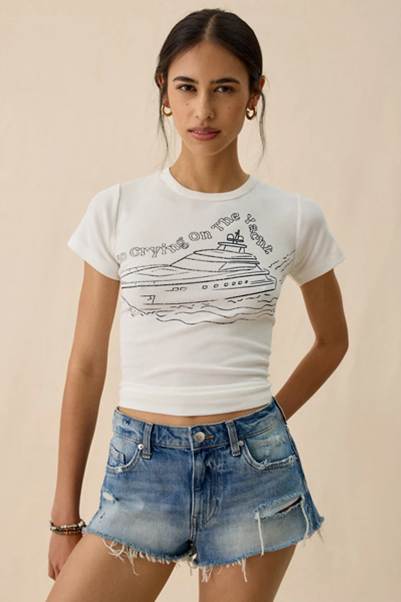 No Crying On The Yacht Graphic Slim Tee