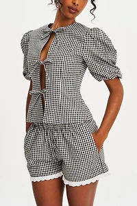 Miss Circle Qutayla Gingham Lace Trim Shorts