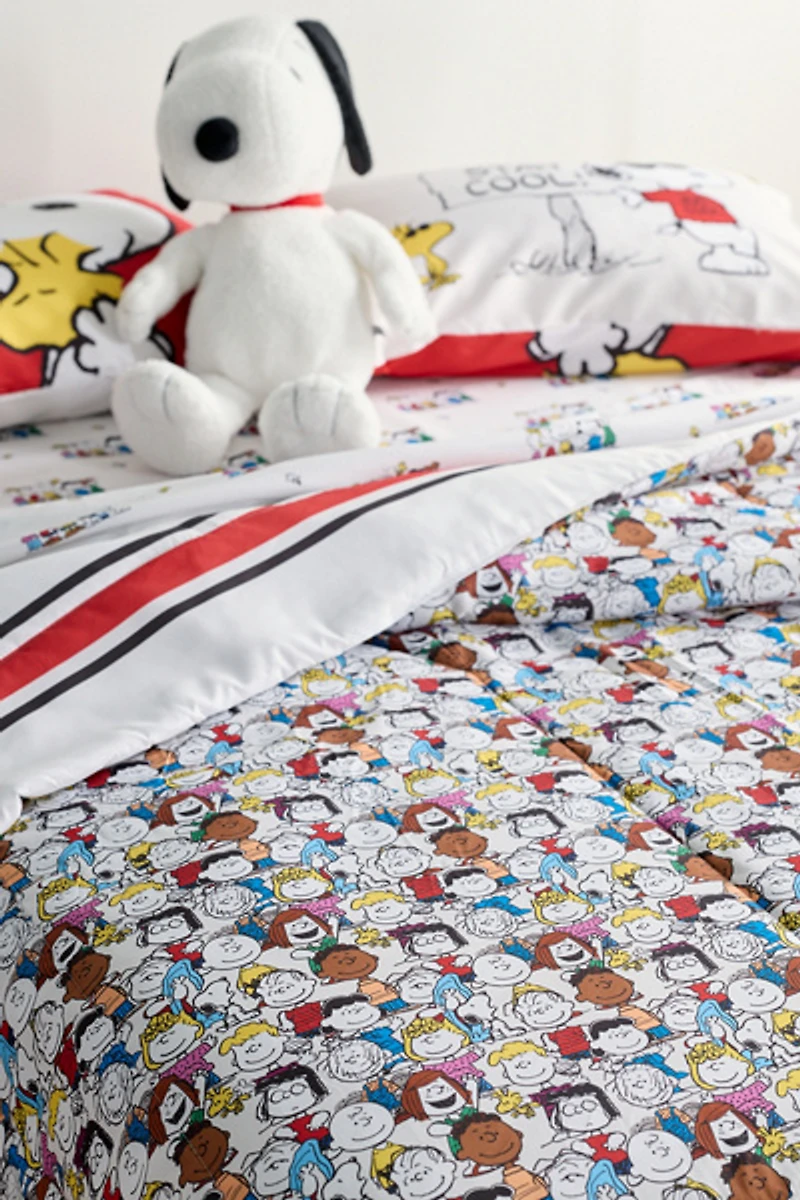 Peanuts Classic Pals Reversible Bedding Set