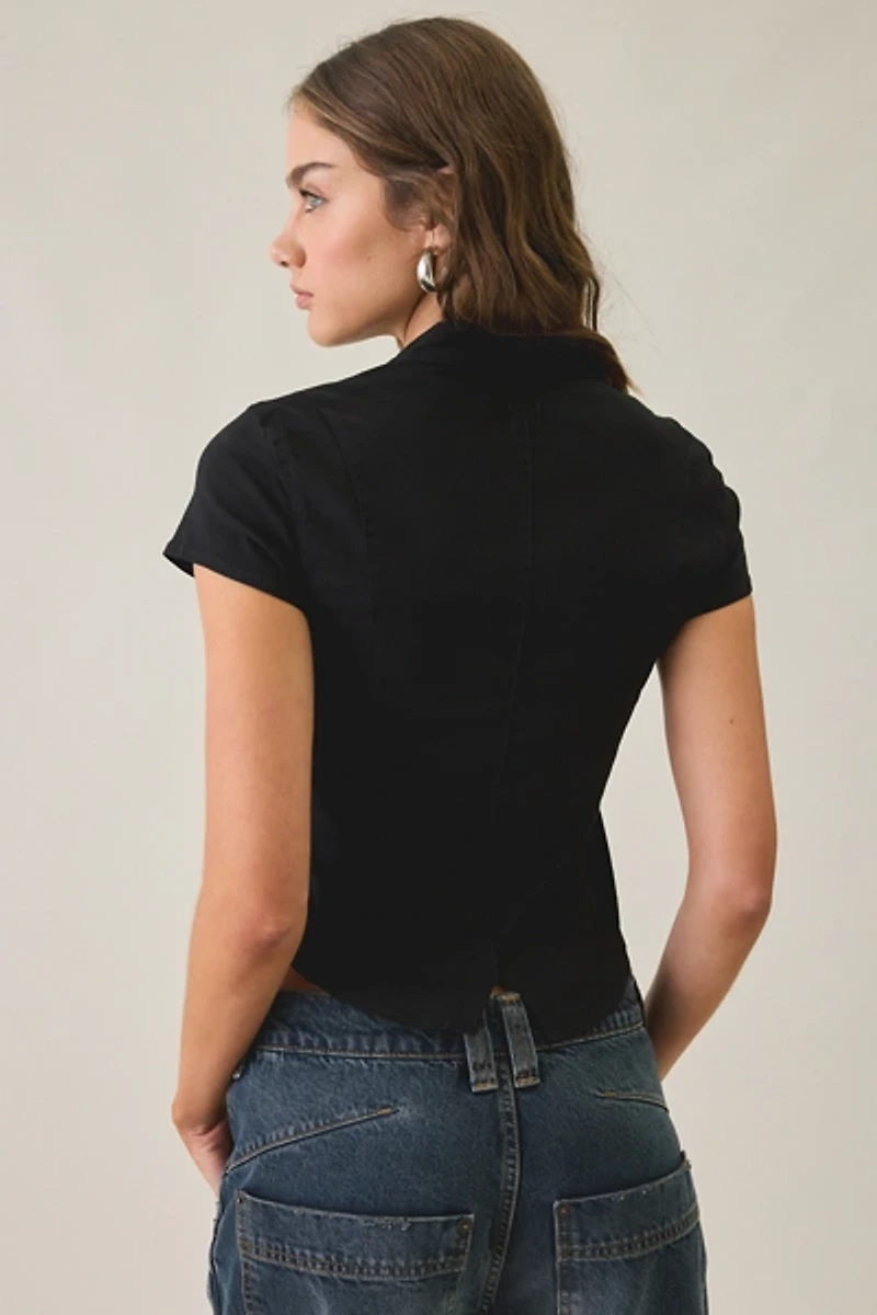 BDG Tori Short Sleeve Frog Button-Down Shirt