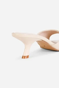 Intentionally Blank Given Mule Heel