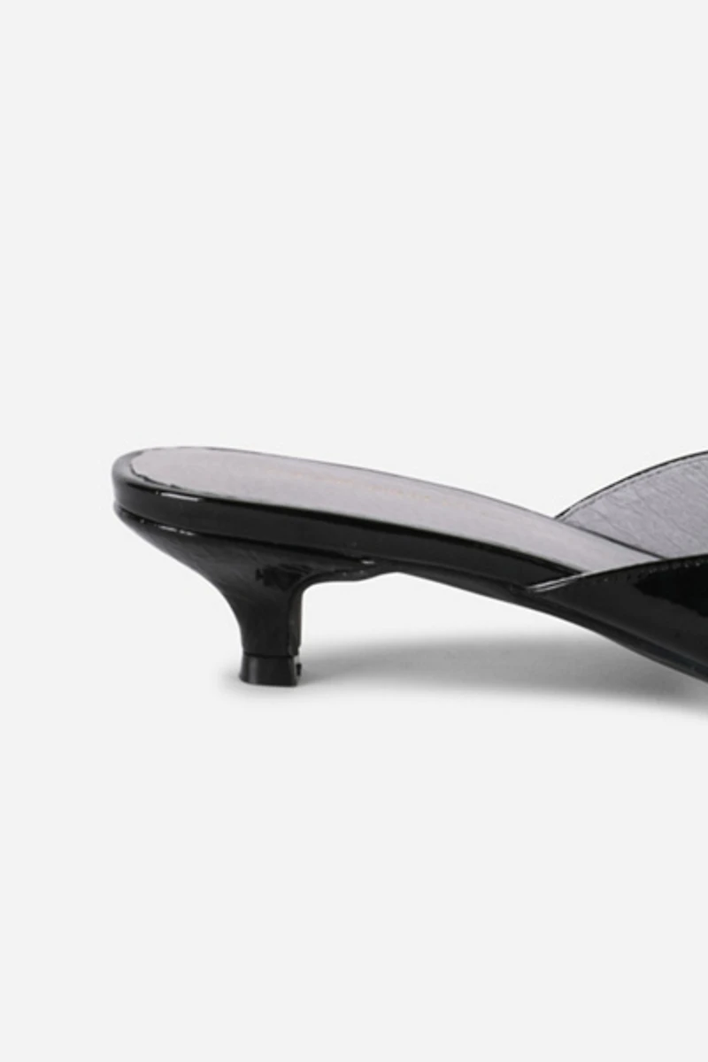 Intentionally Blank Cee Kitten Heel Mule