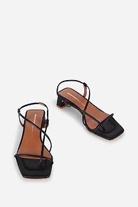 Intentionally Blank Anca Heel