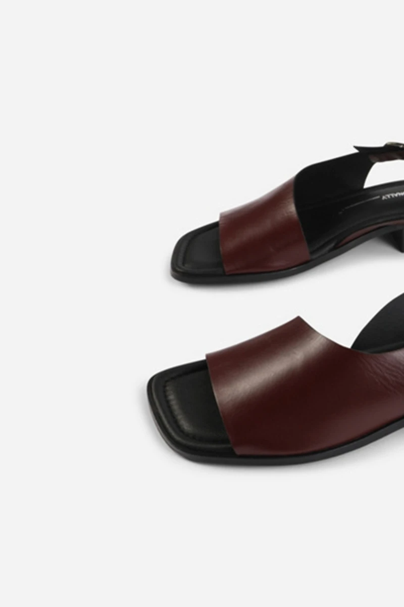 Intentionally Blank Alma Flat Slingback Sandal