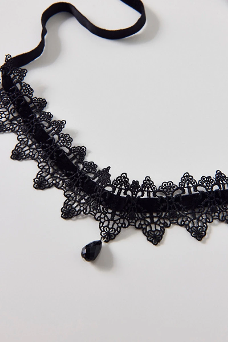 Ascendant Ribbon Lace Choker Necklace