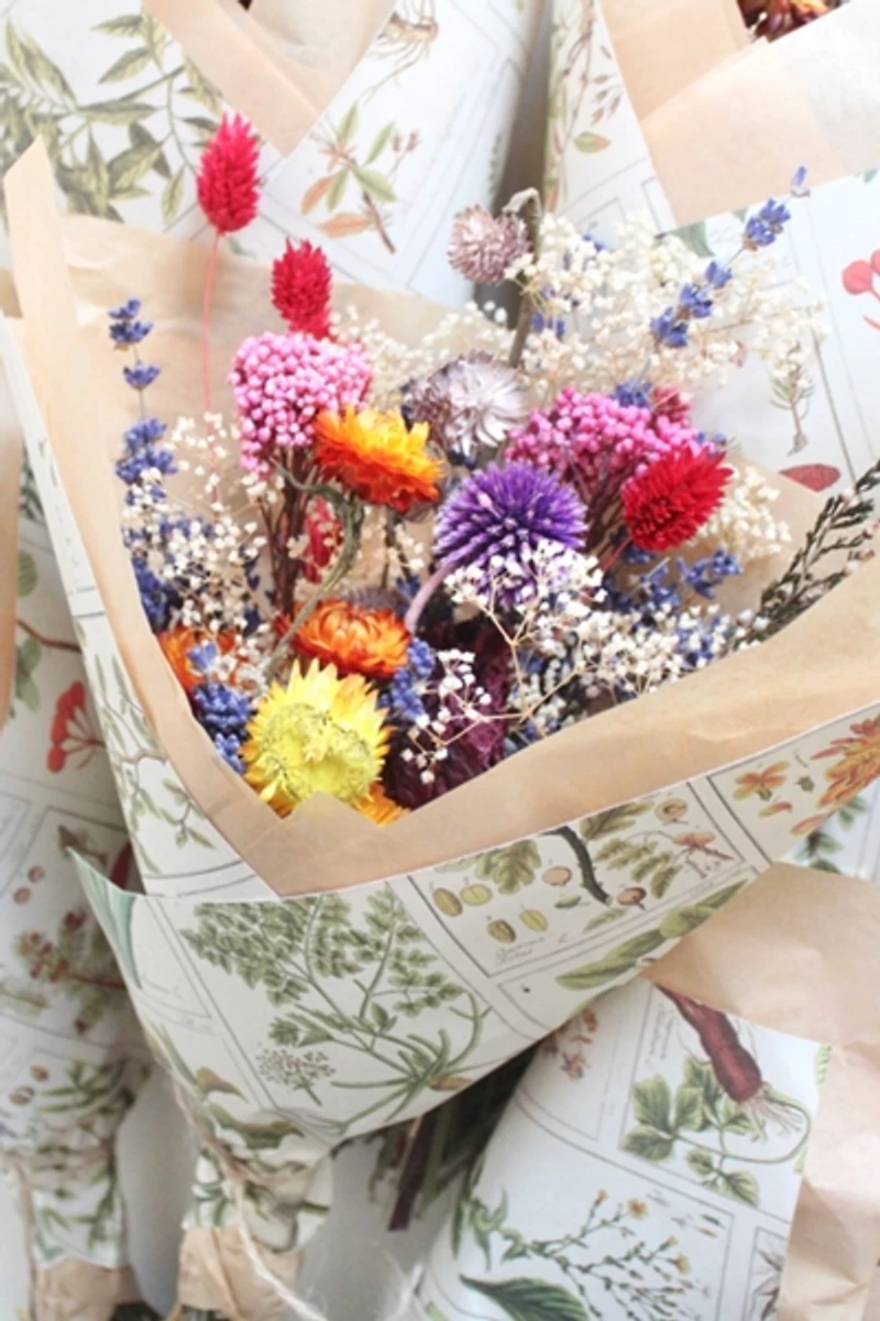Roxanne’s Dried Flowers The Herbalist’s Bouquet
