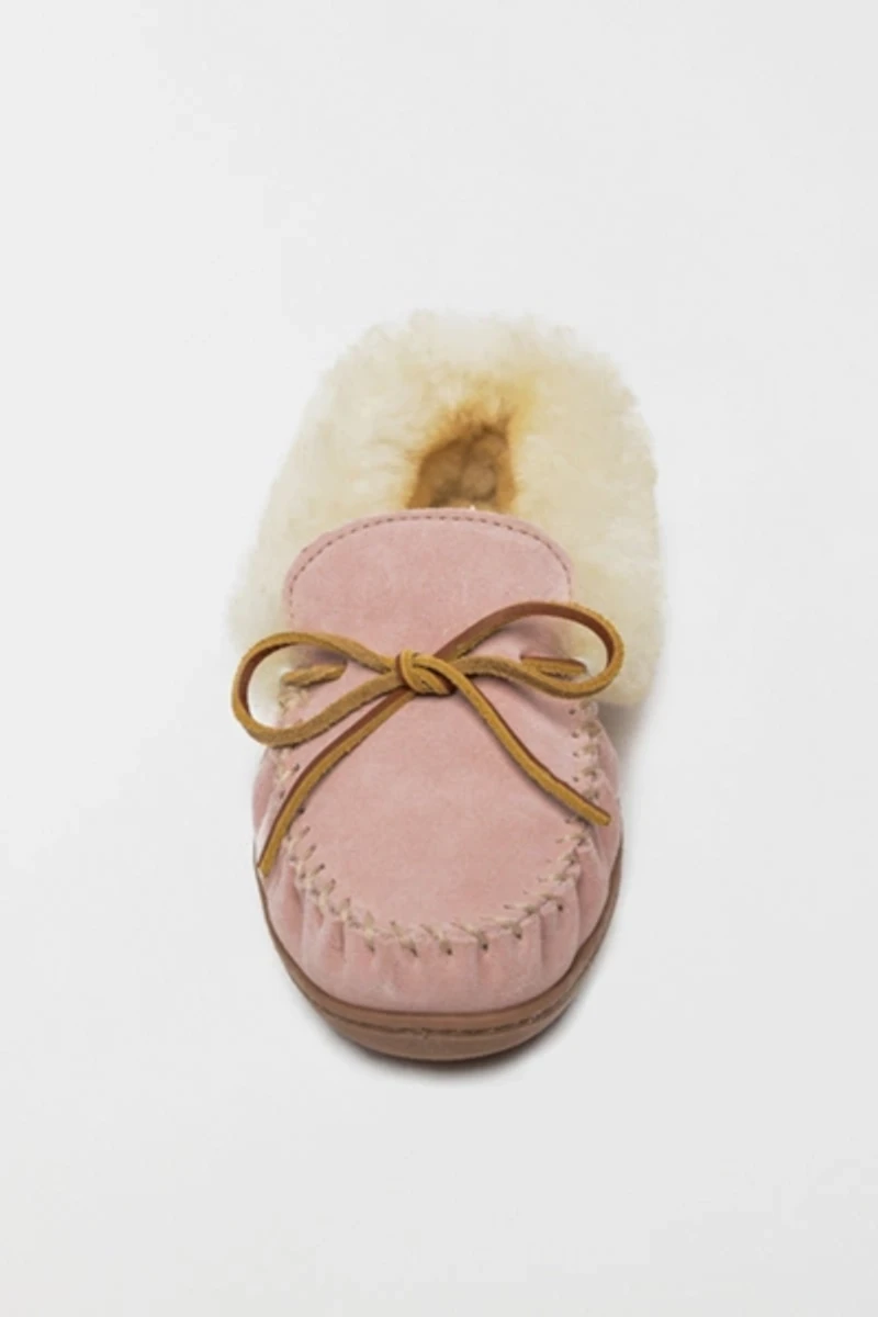 Minnetonka Alpine Suede Sheepskin Slippers