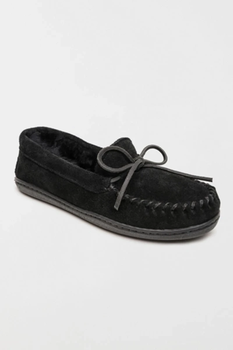 Minnetonka Women's Suede Sheepskin Slippers