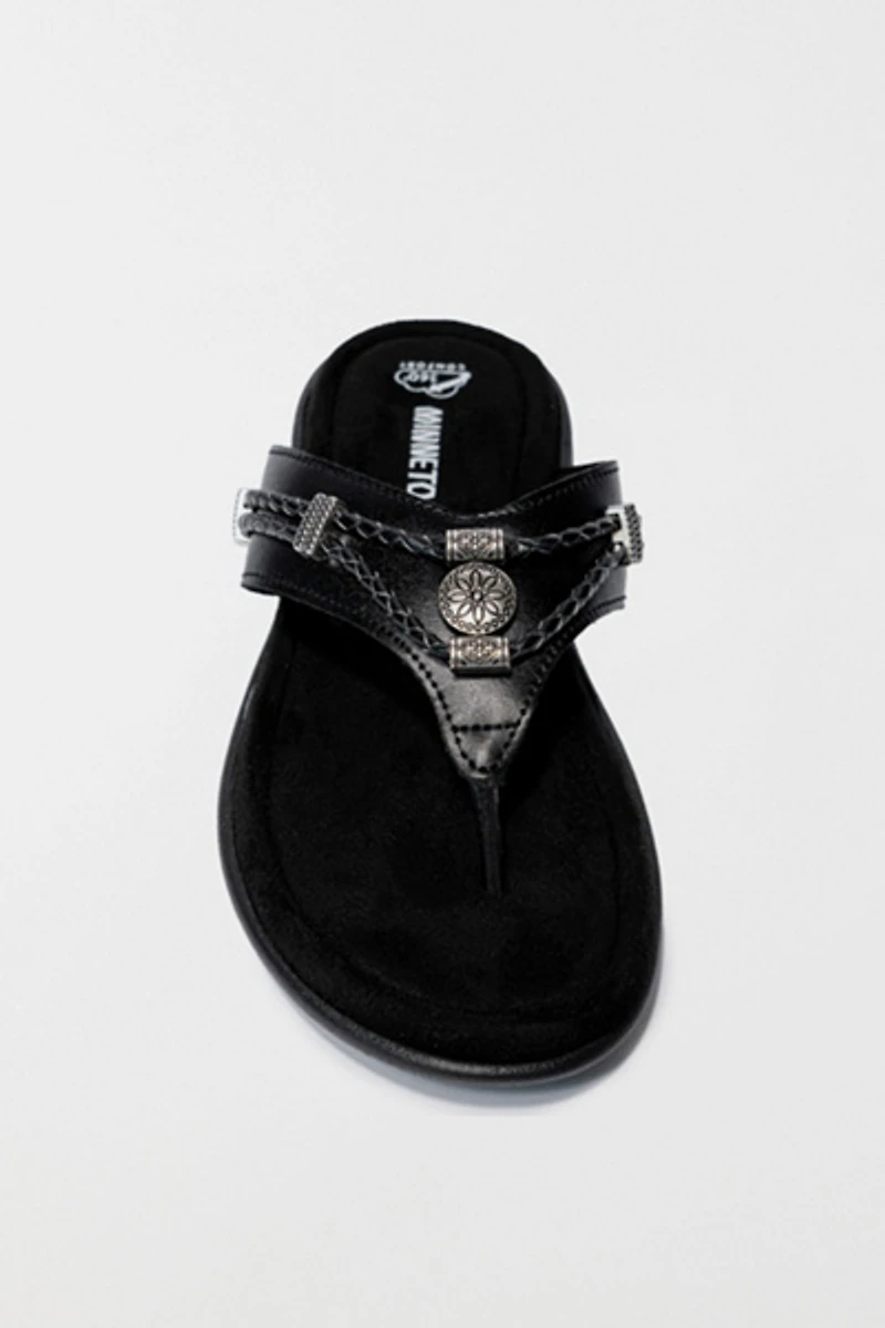Minnetonka Silverthorne 360 Thong Sandals