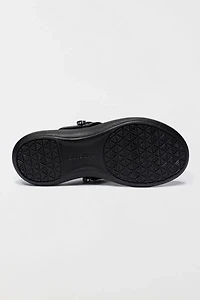 Minnetonka Silverthorne 360 Thong Sandals