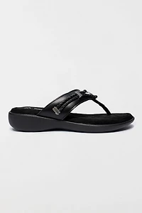 Minnetonka Silverthorne 360 Thong Sandals
