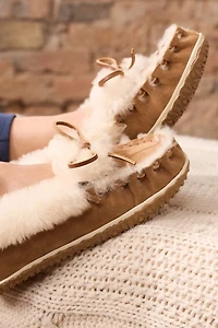 Minnetonka Suede Ultimate Sheepskin Slippers