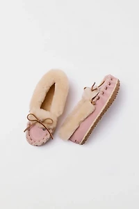Minnetonka Suede Ultimate Sheepskin Slippers