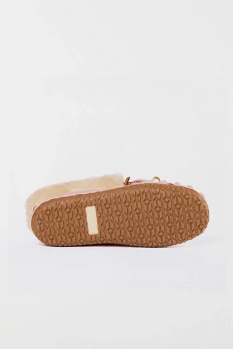 Minnetonka Suede Ultimate Sheepskin Slippers