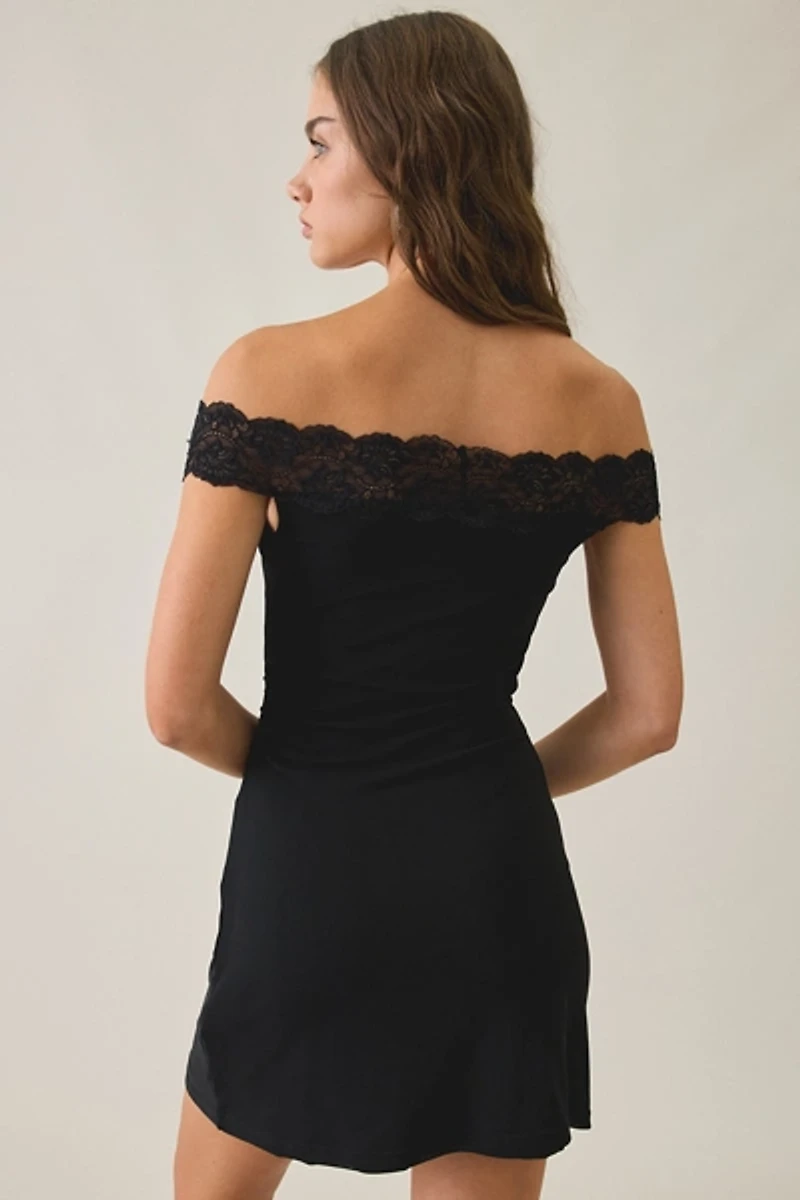Kiss The Sky Kira Lace Trim Off-The-Shoulder Mini Dress