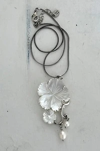 Gemini Jewels Mermaid Treasure Flower Necklace