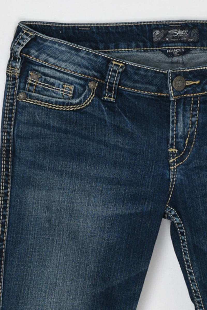 Vintage Y2k Silver Jeans Co Dark Wash Low-Rise Flared Jeans