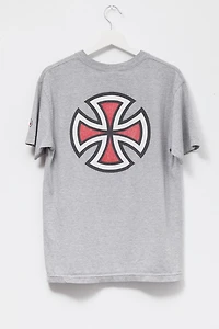 Vintage Y2K Distressed Independent Trucks Skateboard Graphic T-Shirt
