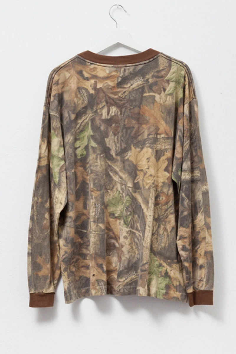 Vintage 1990s Tree Camouflage Distressed T-Shirt Single Stitch Made in USA