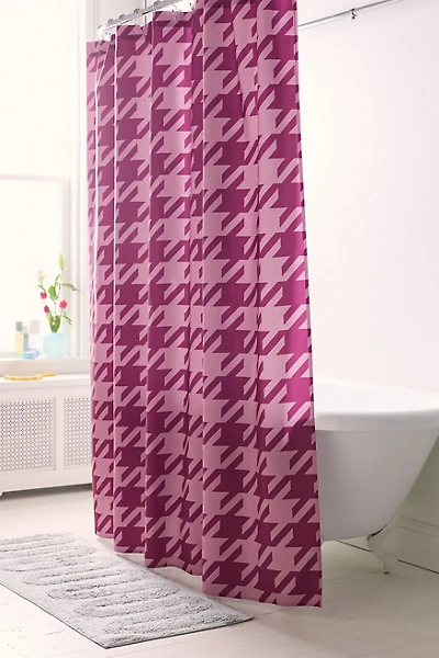 Houndstooth Patterned Shower Curtain