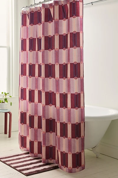 Rounded Striped Patterned Shower Curtain